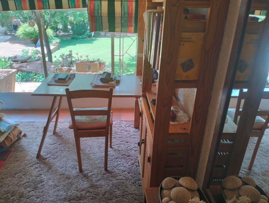 4 Bedroom Property for Sale in Flamwood North West